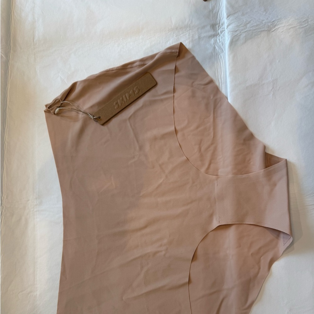 Skims Nude Women's Intimates